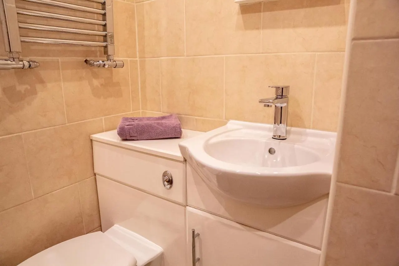 Groveside Holiday Lets سولتبرن باي ذا سي